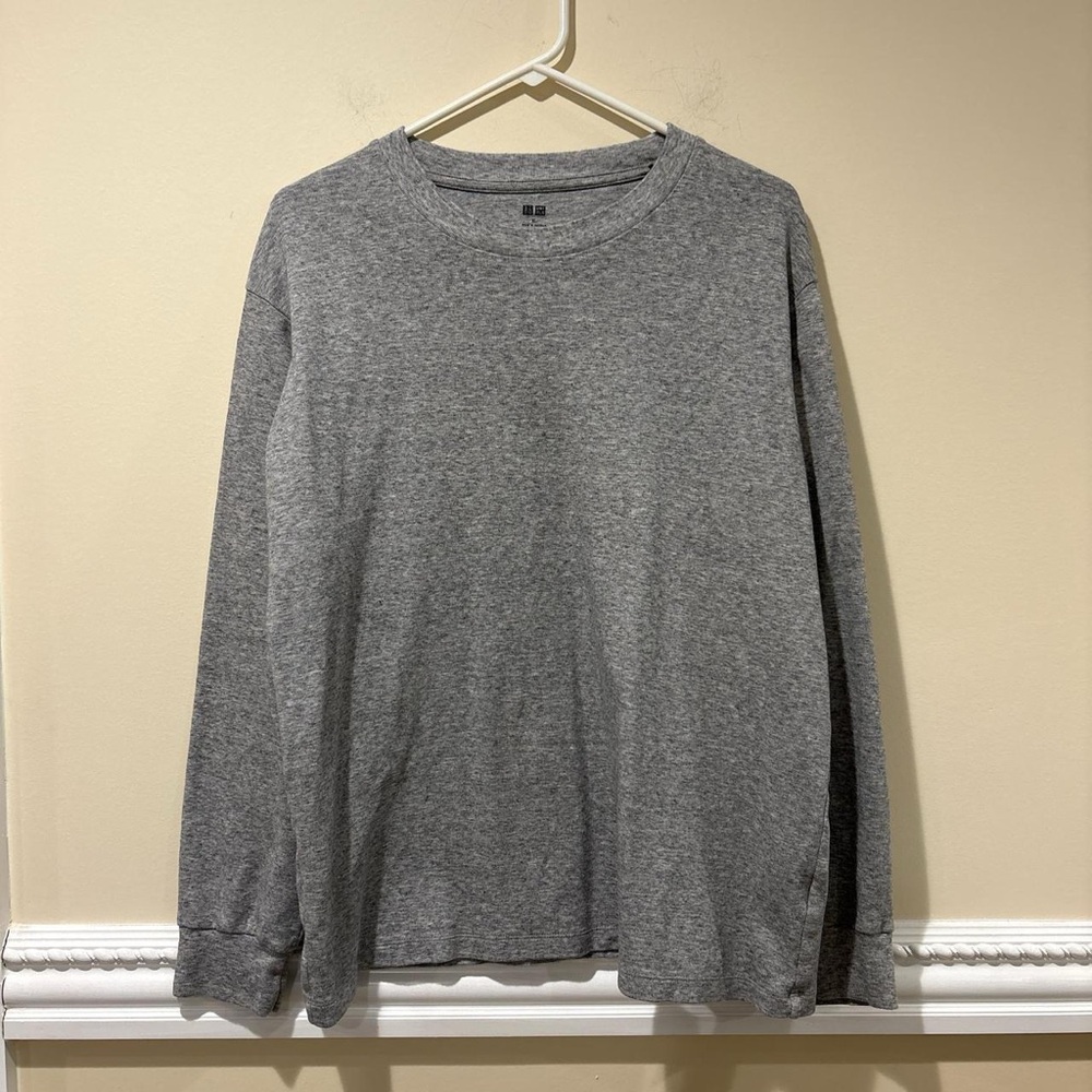 Mens Uniqlo Gray Long-Sleeve T-Shirt